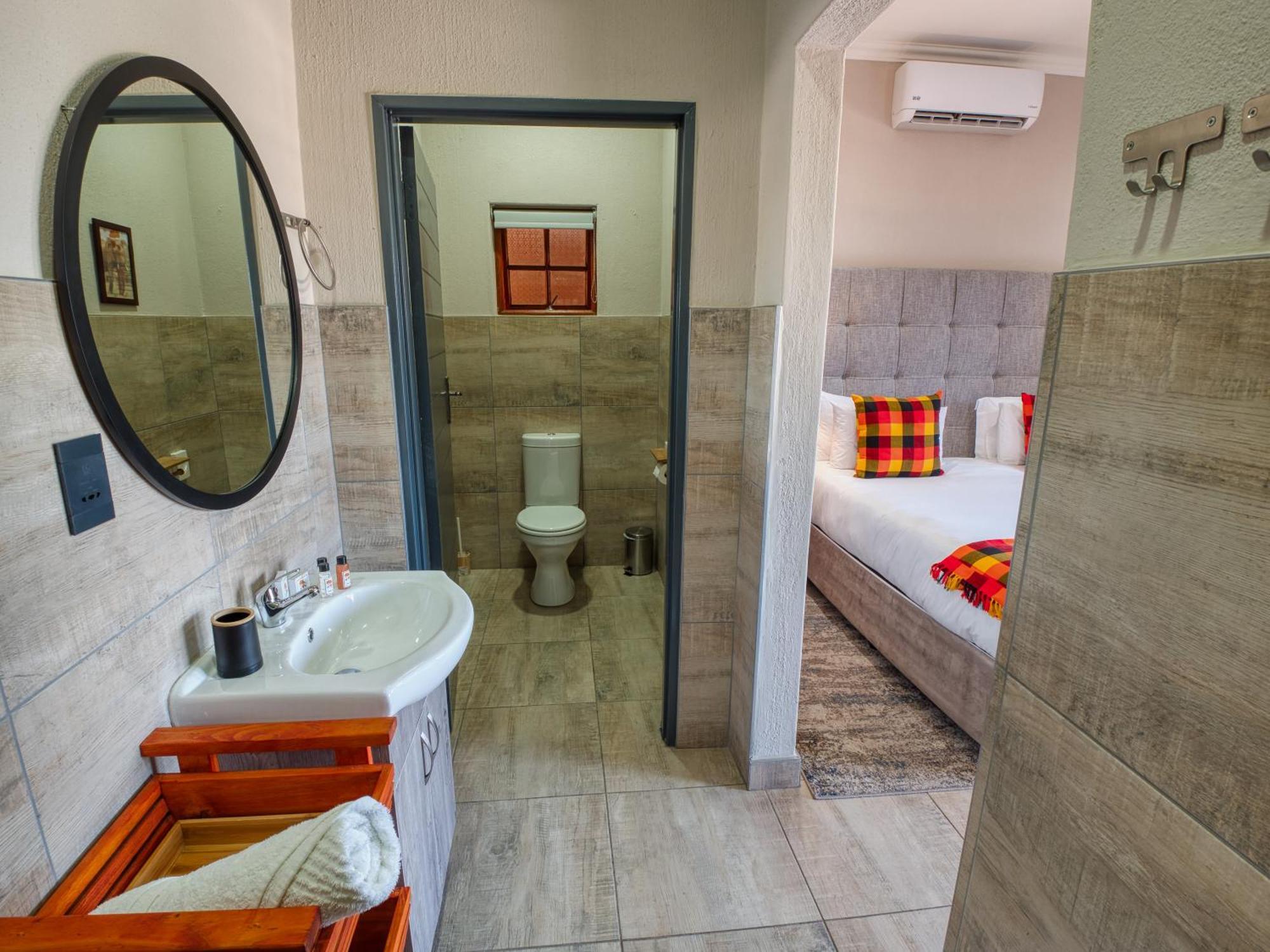 Tembo Guest Lodge Хейзивью Экстерьер фото
